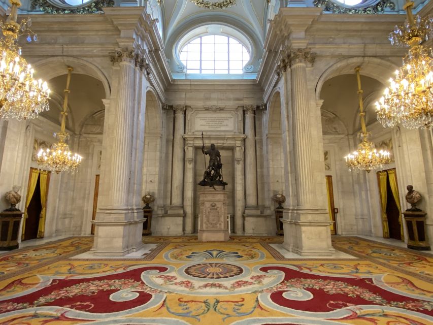 Madrid: Prado Museum and Royal Palace Tour - What the four-hour schedule feels like