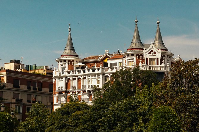 Madrid Prado Museum & City PRIVATE TOUR with Ticket Included - Entering the Prado with a priority ticket
