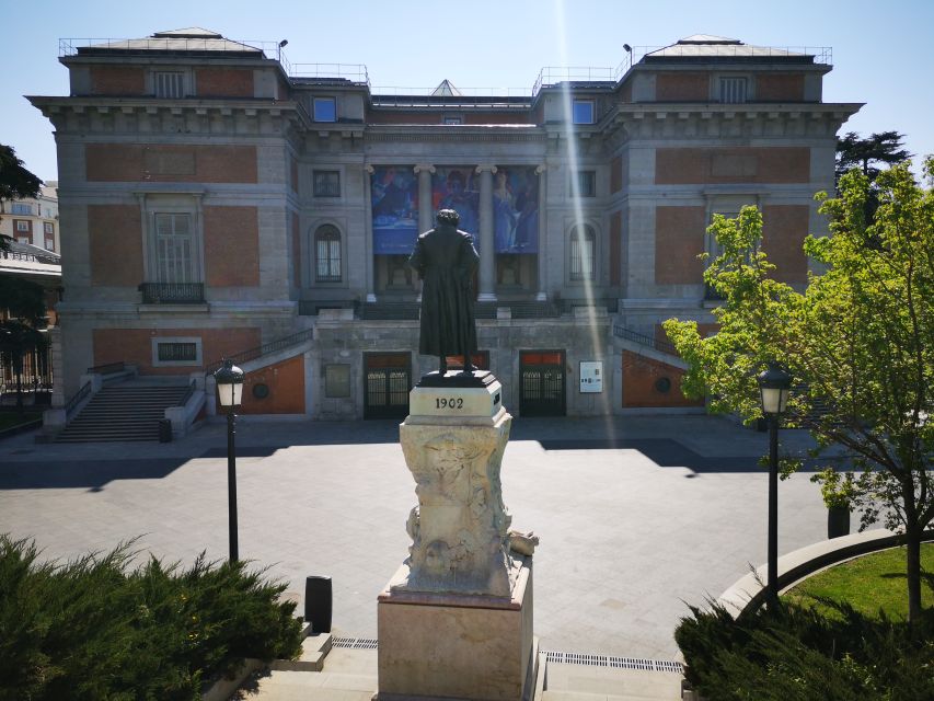 Madrid: Prado Museum Guided Tour - How the guide shapes the experience
