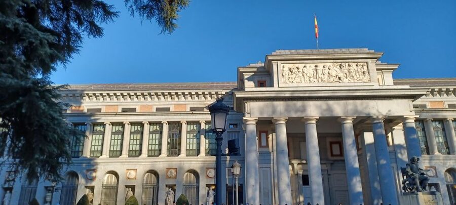 Madrid: Prado Museum Guided Tour with Ticket - Ruben’s guiding style and the benefit of a small group