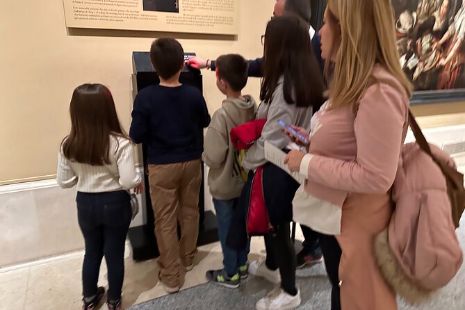 Madrid Prado Museum Private Guided Tour for Kids and Families - The final 30 minutes: clues, questions, and a personal pace