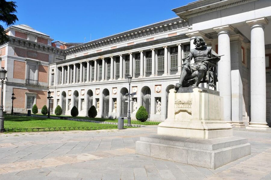 Madrid: Prado Museum & Royal Palace Private Tour w/ Tickets - Food Options: Add Tapas or Lunch to the Day