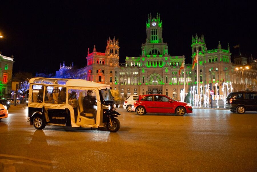 Madrid: Private Christmas Lights Tour by Eco Tuk-Tuk - Meeting at Calle Antonio Maura 13