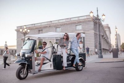 Private City Tour by Eco Tuk Tuk
