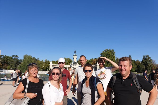 Madrid : Private Custom Walking Tour With A Guide (Private Tour) - Why a private guide helps families and solo visitors