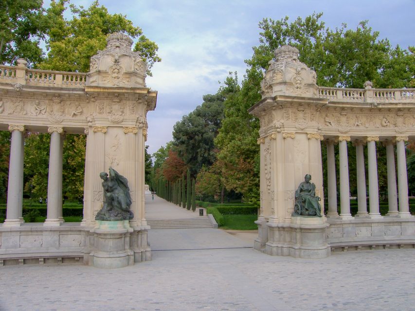 Madrid: Private Customized Walking Tour with a Local Host - Getting around Madrid during the walk