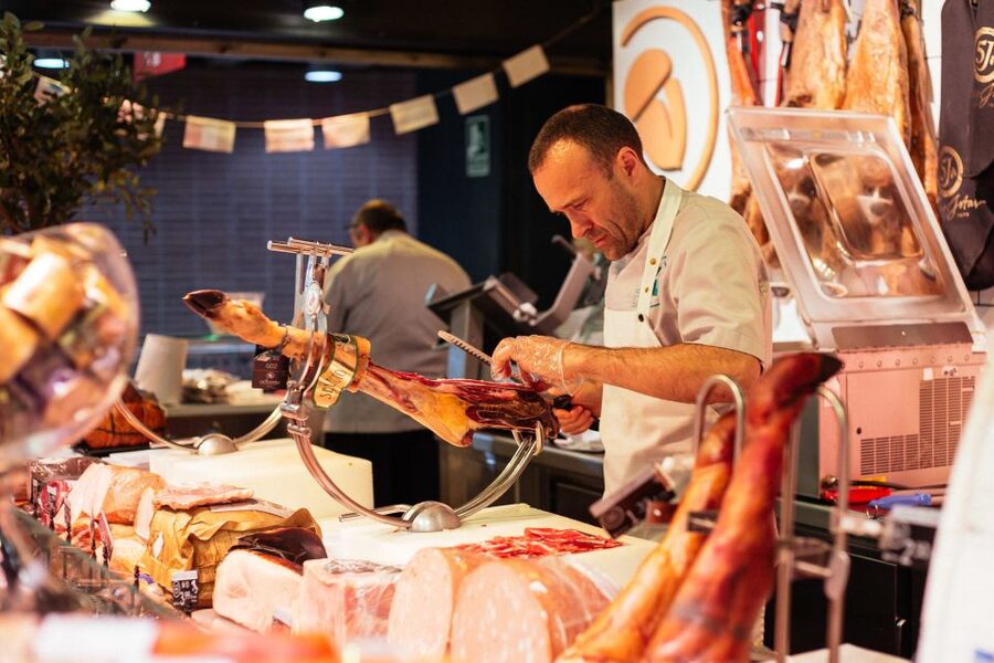 Madrid: Private Food Tour – 10 Tastings with Locals - Vegetarian requests and dietary planning