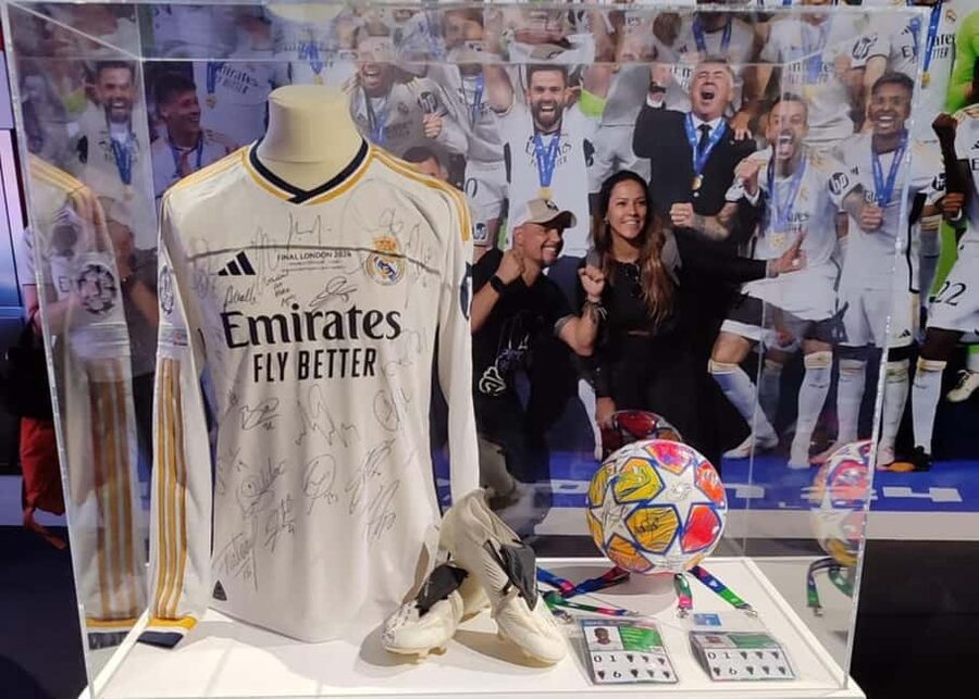 Madrid: Private Guided Tour of Bernabéu Stadium - Who should book this Bernabéu visit