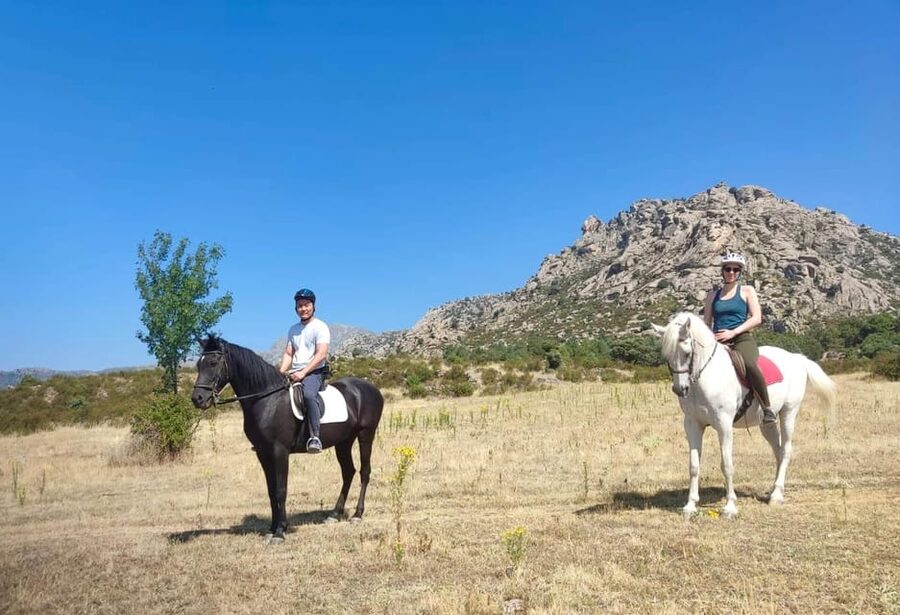 Madrid: Private Horseback Riding in Pedriza NP & Transport - Key points at a glance