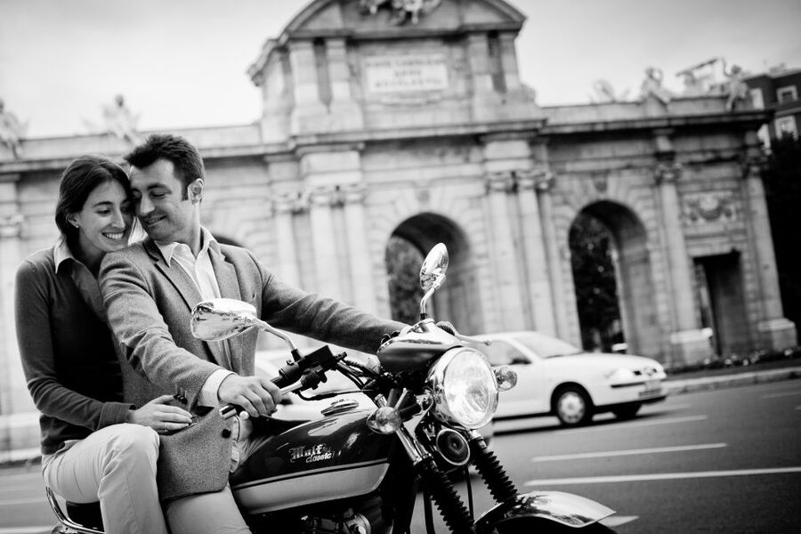 Madrid: Private Photo Shoot and Professional Images - Key points to know before you book