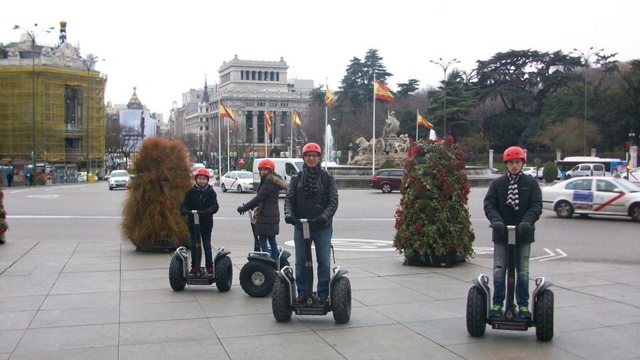 Madrid Private Segway tour. Retiro Park - Centro Historico - The Royal Palace and Almudena Cathedral