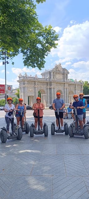 Madrid: Private Segway Tour Retiro Park for 1, 1.5 or 2 hrs. - The pond and Alfonso XII monument