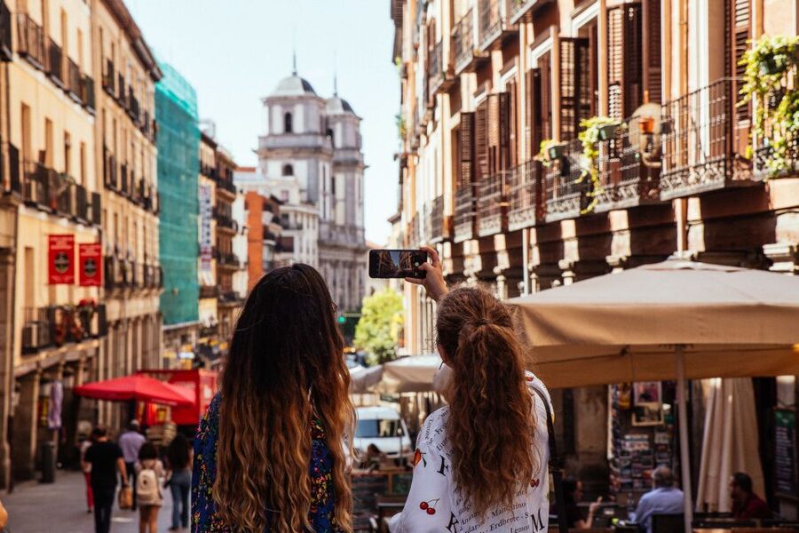 Madrid: Private Tour w/ Locals – Highlights and Hidden Gems - Who will get the most from this Madrid walk
