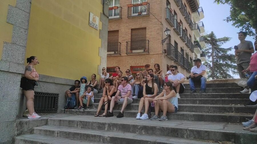 Madrid: Private Walking tour 2,5 hours or 5 hours - Plaza de la Villa and the medieval character