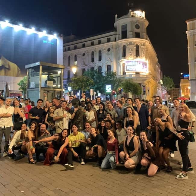 Madrid: Pub Crawl Madrid's Night Time - Three bars and one Madrid club for $16