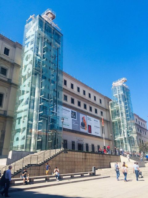Madrid: Reina Sofía Museum Private Guided Tour - Meeting Picasso’s Guernica