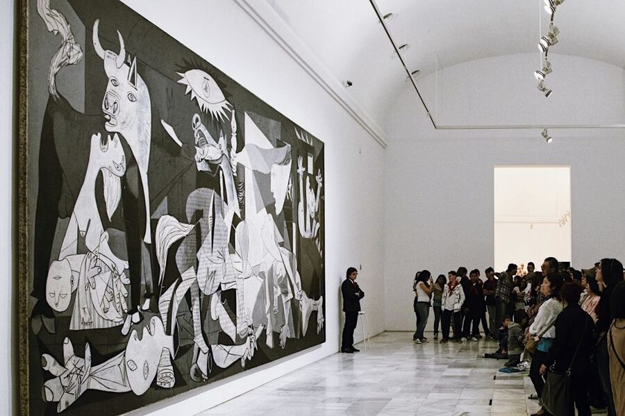 Madrid: Reina Sofia Museum Skip-the-Line Guided Museum Tour - Following the major movements in 20th-century Spanish art
