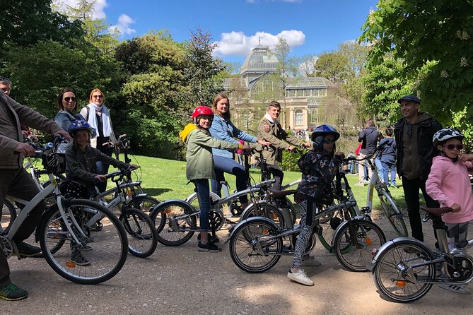 Madrid Retiro Park and Literary Quarter by Bike - Gates, fountains, and Madrid’s broad squares