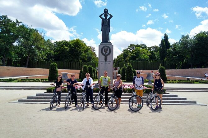 Madrid: Retiro Park and Literary Quarter by Bike - Reaching the Prado and the art triangle