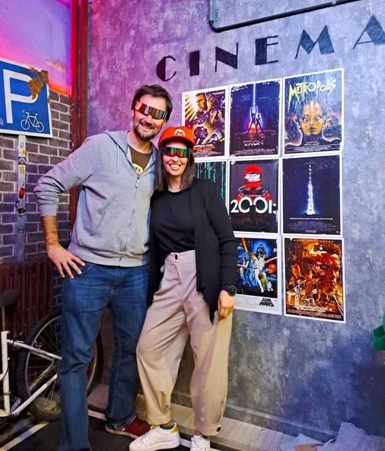 Madrid: Retro Escape Room "HEX Game" - Sixty minutes with HEX