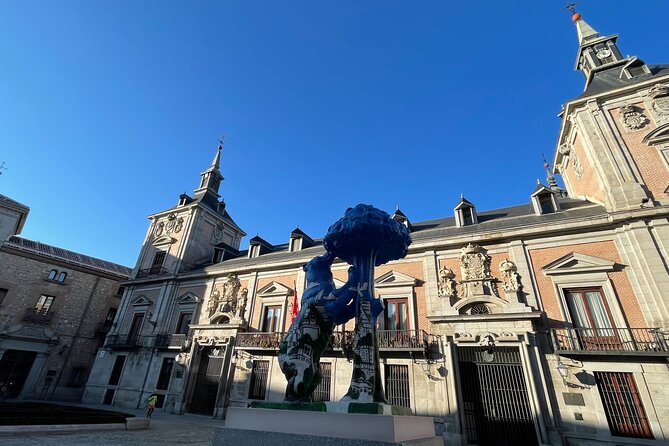 Madrid Royal Palace and Almudena Cathedral Guided Tour - Key things to know before booking
