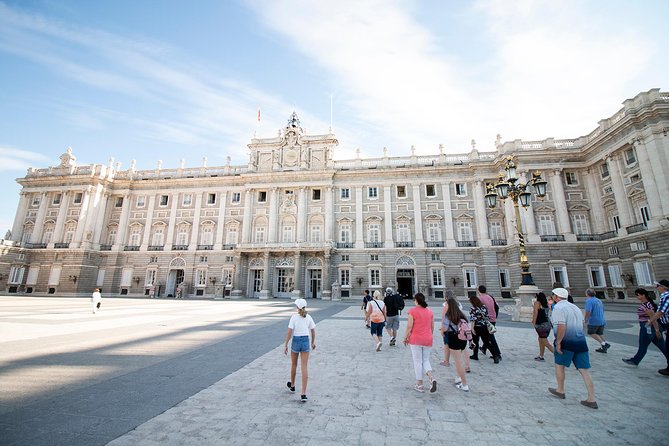Madrid: Royal Palace Expert Guided Tour with Optional Tapas - Why Madrid’s Royal Palace is worth two hours
