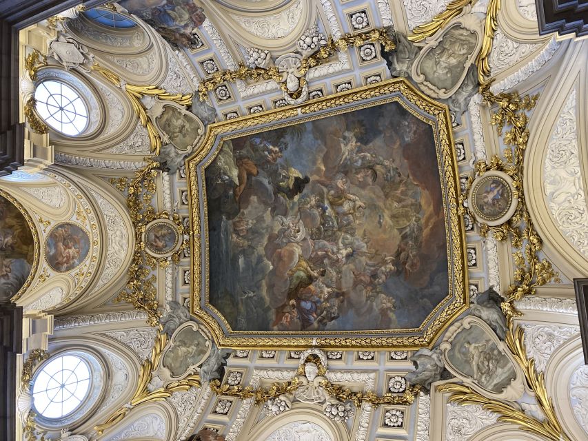 Madrid: Royal Palace Guided Tour Small Group or Private - Should you book the Royal Palace tour?