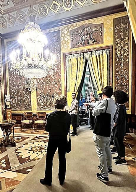 Madrid: Royal Palace Guided Tour with Entry Ticket - The prince’s courtyard, reliquary, and chapel