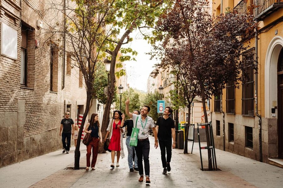 Madrid: Royal Palace, Prado Museum & Historic Center Tour - Inside the Prado Museum for two focused hours