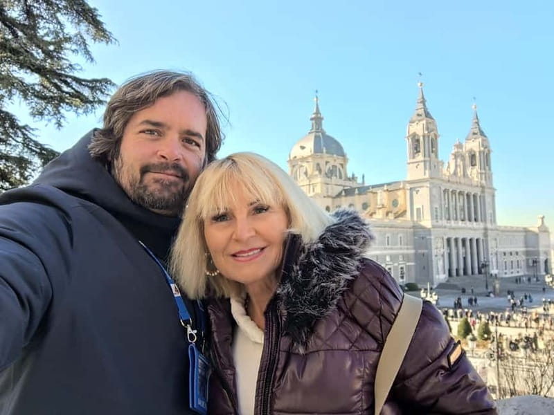 Madrid: Royal Palace Private Tour with Tickets - What the three-hour schedule feels like