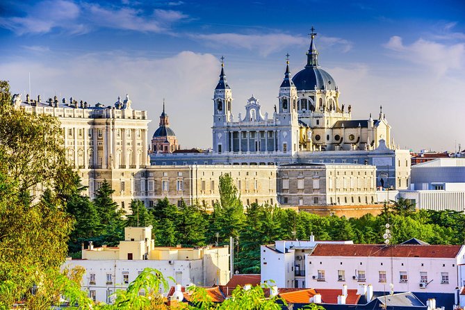 Madrid Royal Palace Professional Guided Tour with Skip the Line - The Throne Room and ceremonial interiors