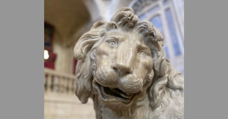 Madrid: Royal Palace tour - semi private or private - Timing, bags, and practical planning
