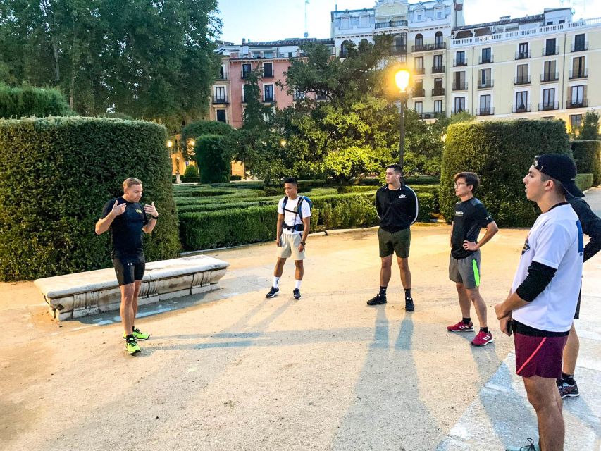 Madrid: Running Sightseeing Tour - Retiro Park adds breathing room