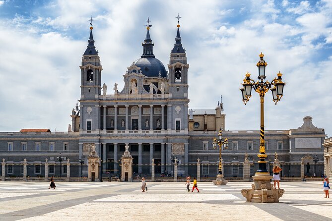 Madrid’s History, Bites & Sips – An Intimate Tour Since 2018 - The Segovia Viaduct and Madrid’s crossroads