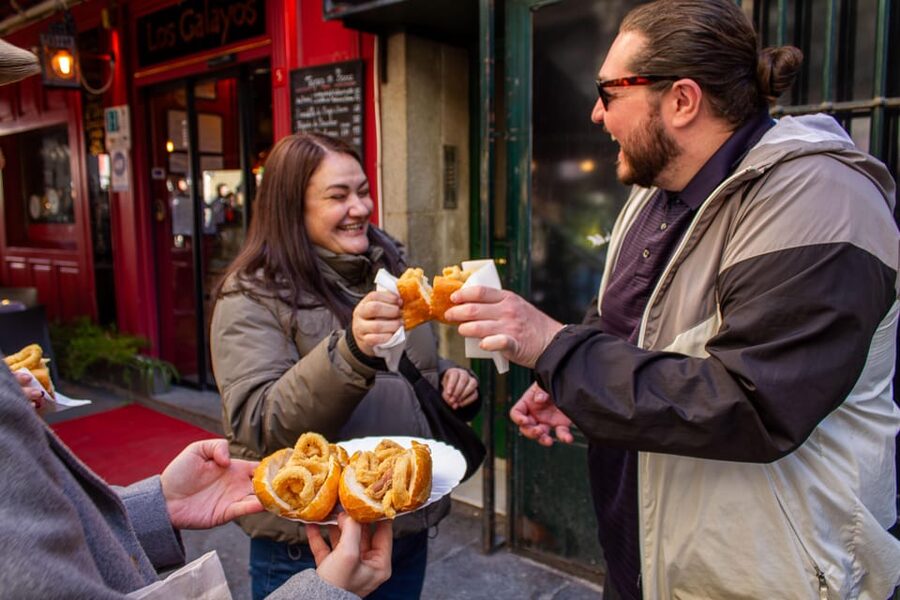 Madrid's Iconic Tapas, Taverns & History Experience - Meeting near the Teatro Real