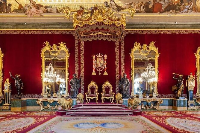 Madrid's Royal Palace & Prado Museum Private Walking Tour - Inside the Prado with a clear plan
