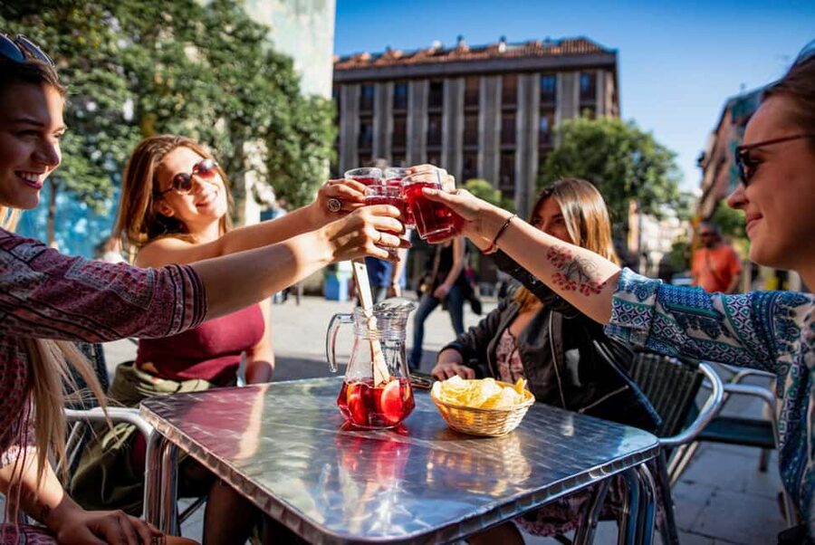 Madrid’s Walking Tour: A Food Tasting Journey - A food walk through Madrid’s oldest center
