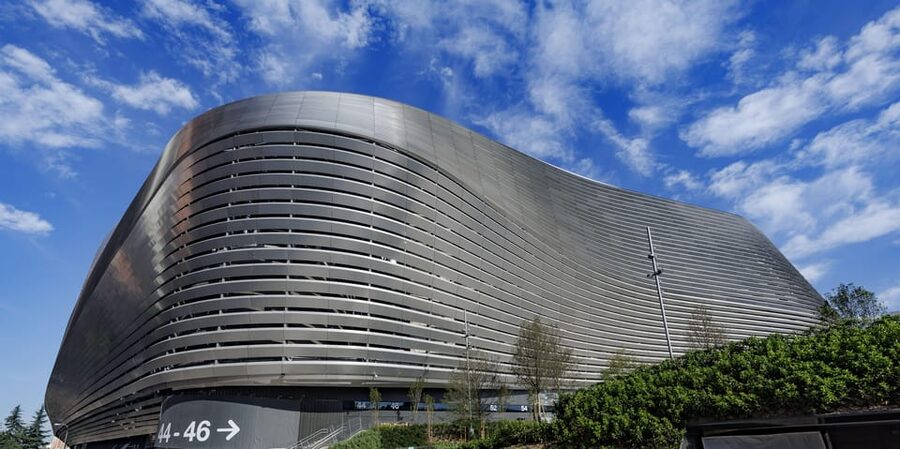 Madrid: Santiago Bernabéu Stadium Guided Tour - Digital Player Photos and Optional Upgrades