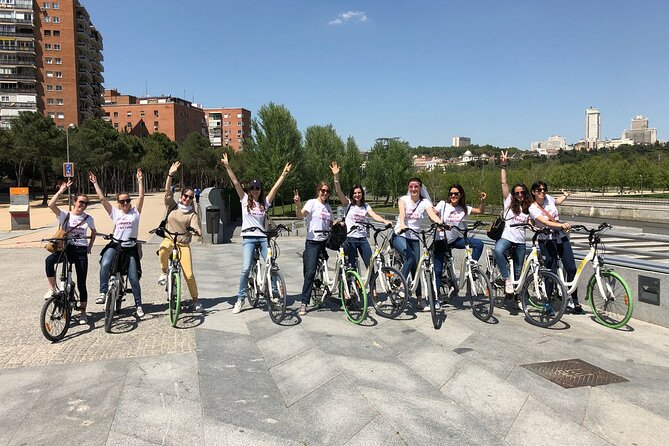 Madrid Sightseeing Electric Bike tour (Small group. Semi private) - Riding beside the Manzanares River