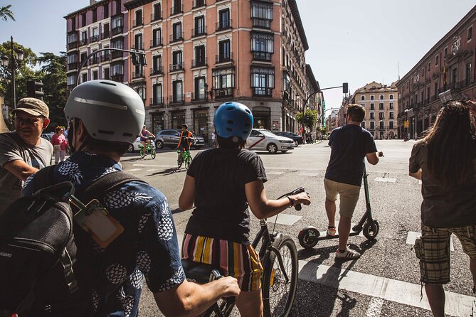 Madrid Sightseeing Electric Bike tour (Small group. Semi private) - The guide can make or break the ride