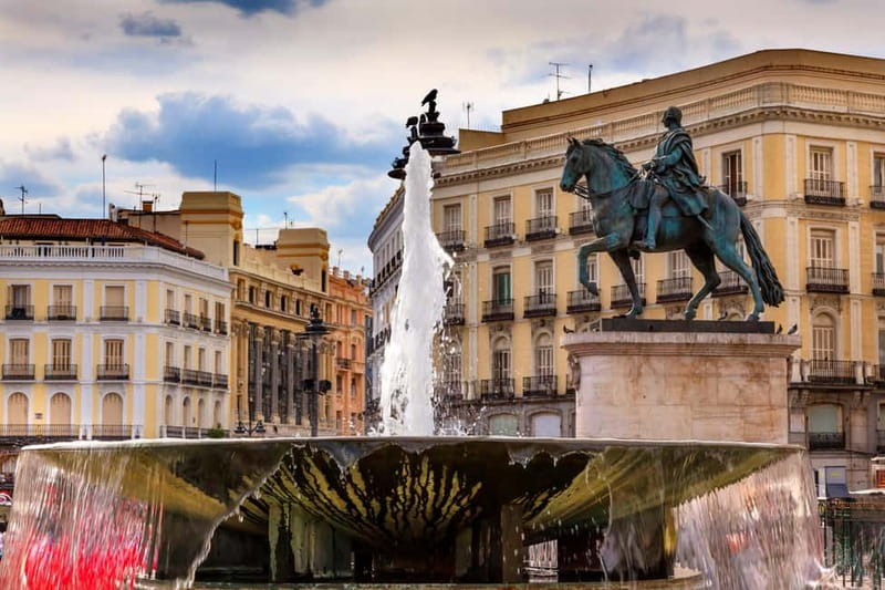 Madrid: Small-group historical walking tour - Puerta del Sol and the heart of Madrid