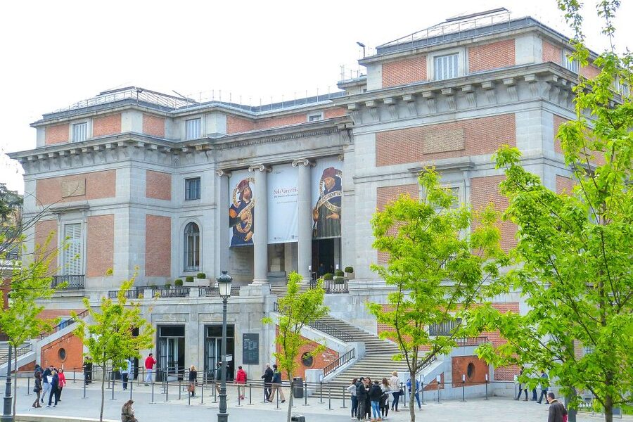 Madrid: Small Group of Prado Museum Tour & Optional Tapas - Key points to know before booking