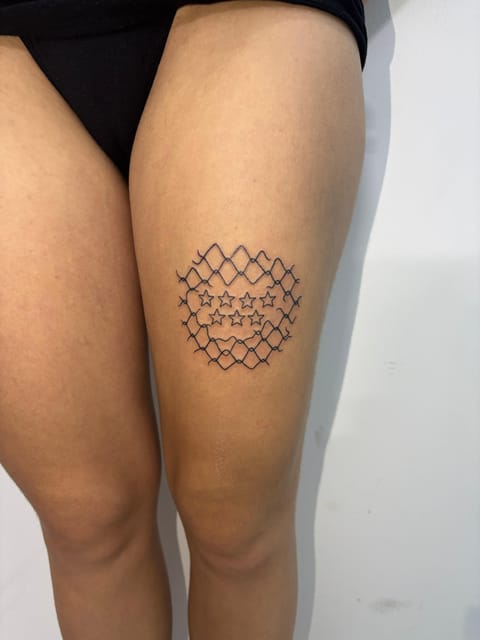 MADRID: SMALL TATTOO - Arriving at Woman Tattoo