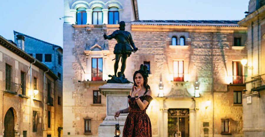 Madrid: Spanish Inquisition and Legends Evening Walking Tour - What the lantern-lit stops add