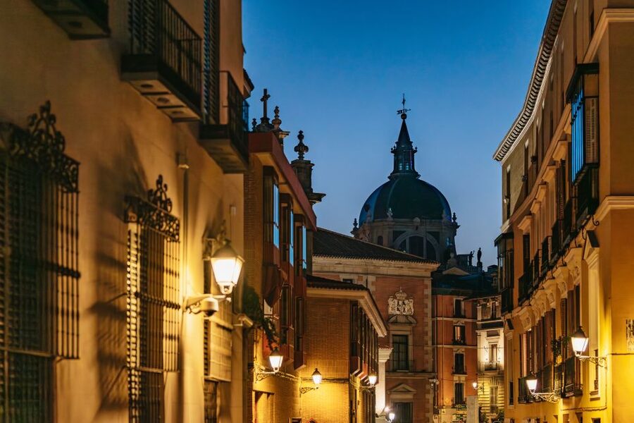 Madrid: Spanish Inquisition and Legends Evening Walking Tour - Who will enjoy this walk most
