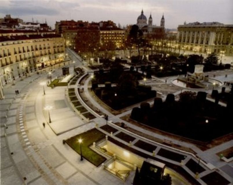 Madrid: Sunset and Night Lights eBike Tour - The Temple of Debod at sunset