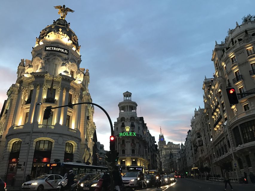 Madrid: Sunset Walking Tour with Optional Flamenco Show - Why sunset is the right time for this Madrid walk