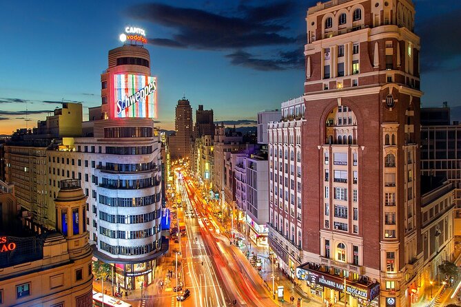 Madrid Sunset Walking Tour with Optional Flamenco Show and Dinner - Guides and the quality of the storytelling