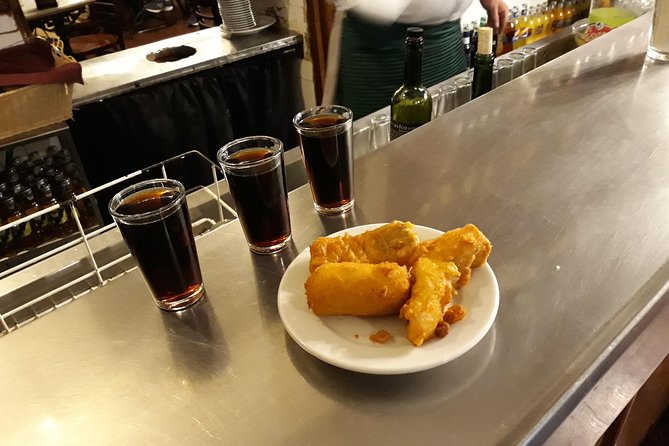 Madrid Tapas & Drinks: A Small Group Culinary Adventure - Meeting Carmen at Puerta del Sol