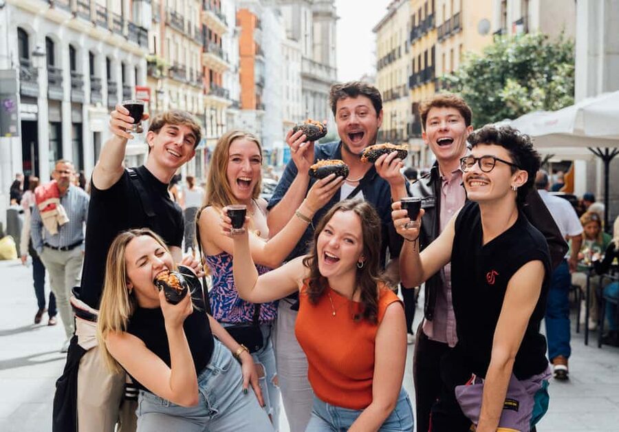 Madrid: Tapas Food Tour with Drinks and Food - Key points to know before booking